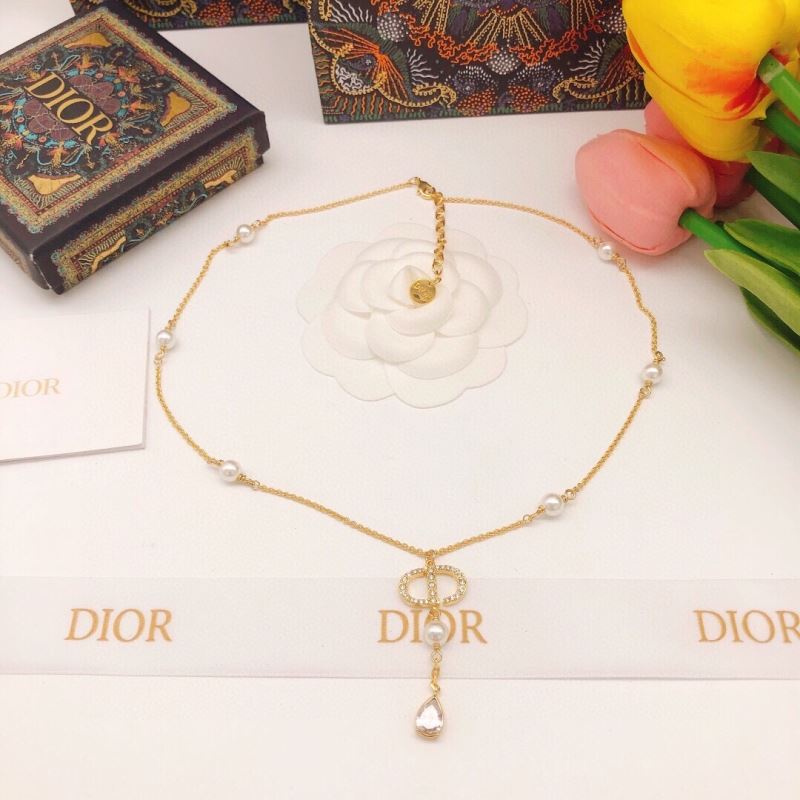 chr1st1an D10r necklaces